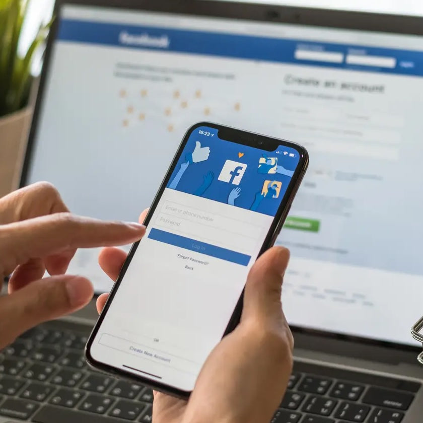 Facebook modifică interfața comentariilor la postări