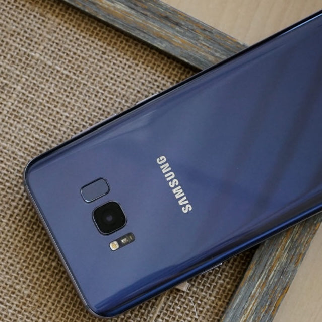 Probleme cu Galaxy S8: unele telefoane repornesc singure, iar altele nu mai pornesc deloc