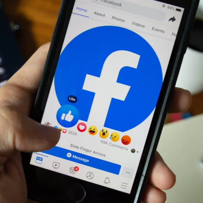 Facebook Messenger primeşte reacţii în chat şi tag-uri către prieteni