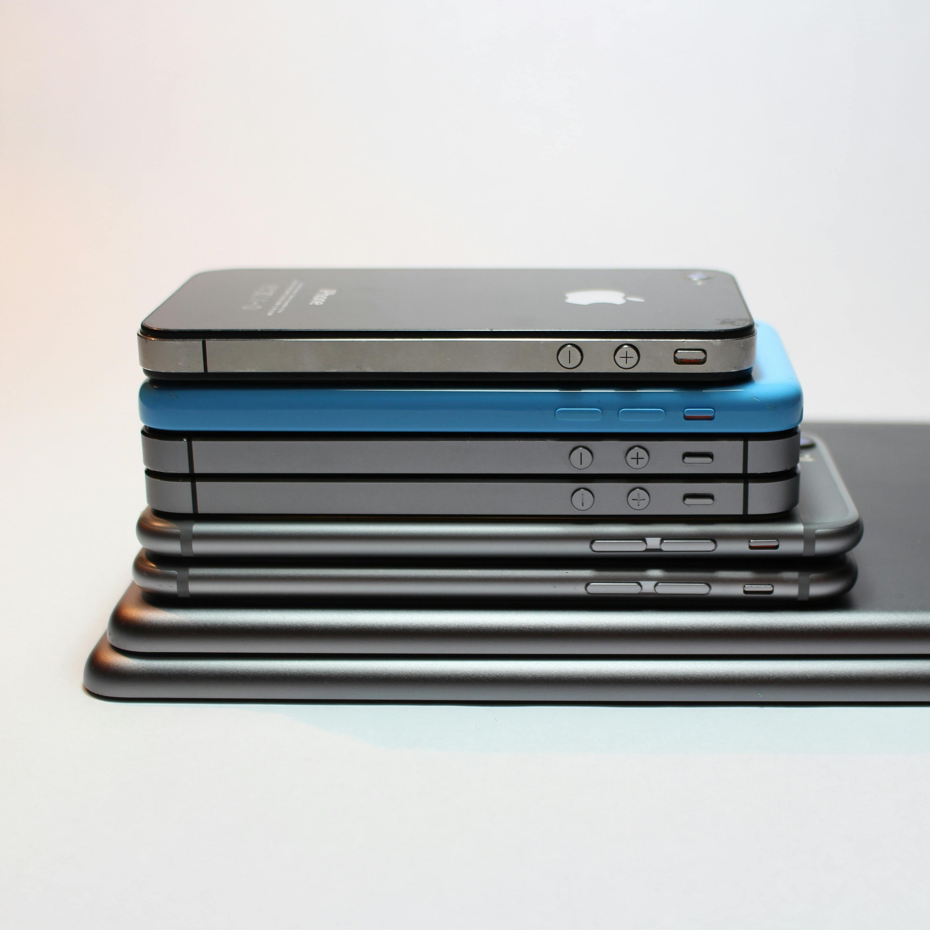 3 accesorii de care ai nevoie pentru smartphone-ul tău