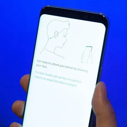 Recunoașterea facială de la Galaxy S8 ar putea fi ”degeaba”