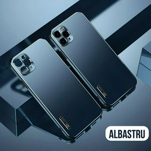 Husa ultra-subtire din aluminiu cu strat hidrofob pentru iPhone