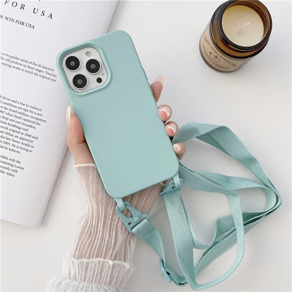 Husa din silicon cu snur textil